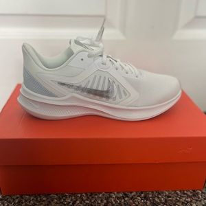 Brand new woman’s Nike Downshifter 10